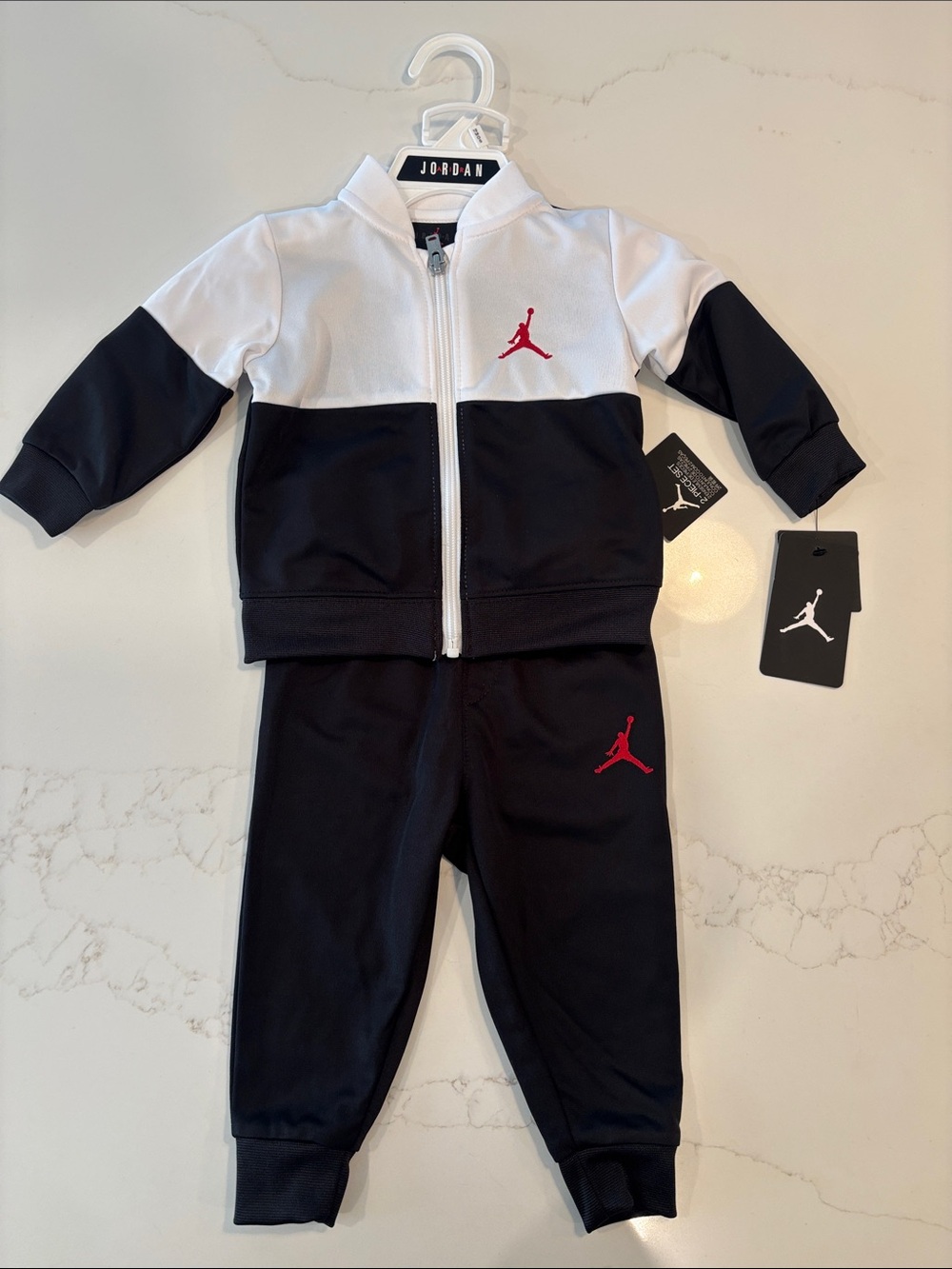 Jordan Black & White Toddlers 2 Piece  Set